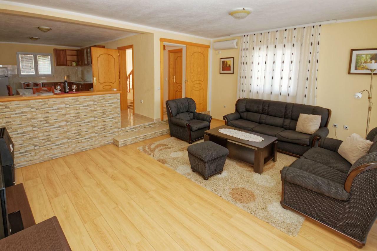 Apartments Ajla 우체하 외부 사진